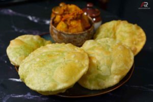 Koraishutir Kochuri Recipe
