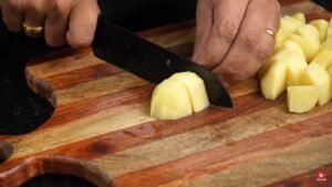 Macher Matha Diye Bandhakopi Recipe Alo