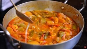 Jhinge Aloo Chingri Recipe