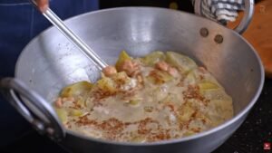 Sorshe Diye Lao Bori Recipe